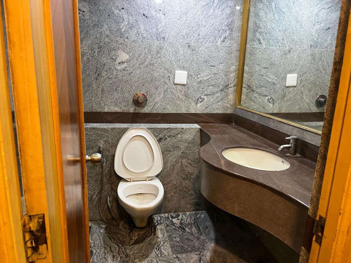 Asr Guesthouse تيروباتي المظهر الخارجي الصورة