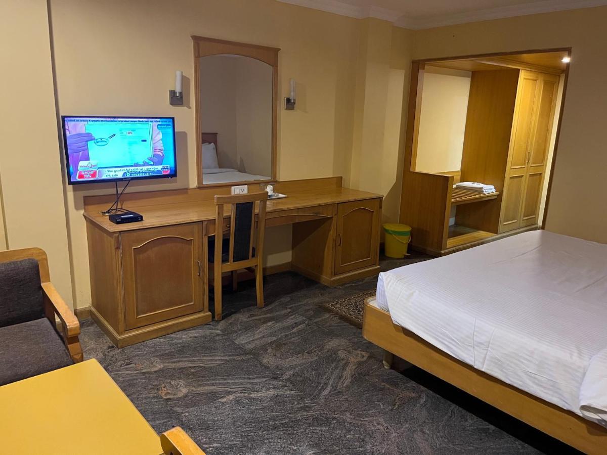 Asr Guesthouse تيروباتي المظهر الخارجي الصورة